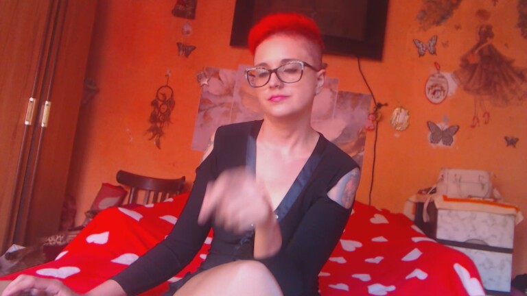 MillaDenerys's Streamate show and profile