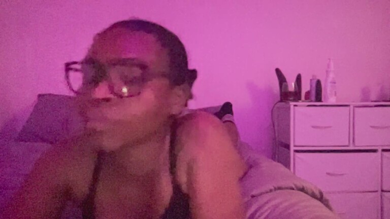 Jayelovesmoney's Streamate show and profile