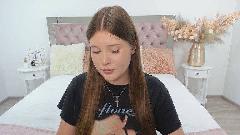 LollaDolla's Streamate show and profile