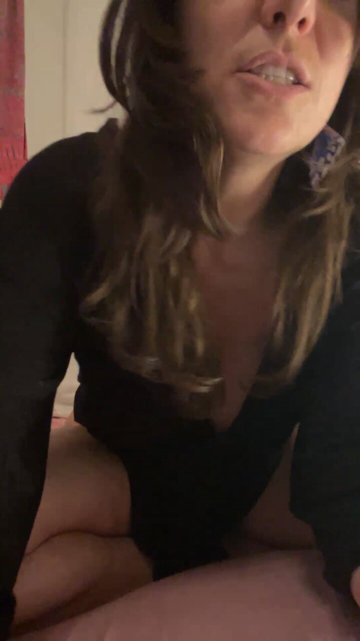 LEONAAx