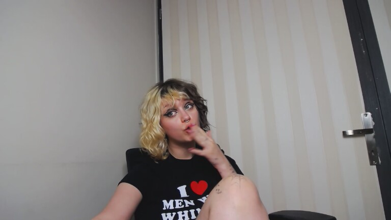 HALSEYx's Streamate show and profile