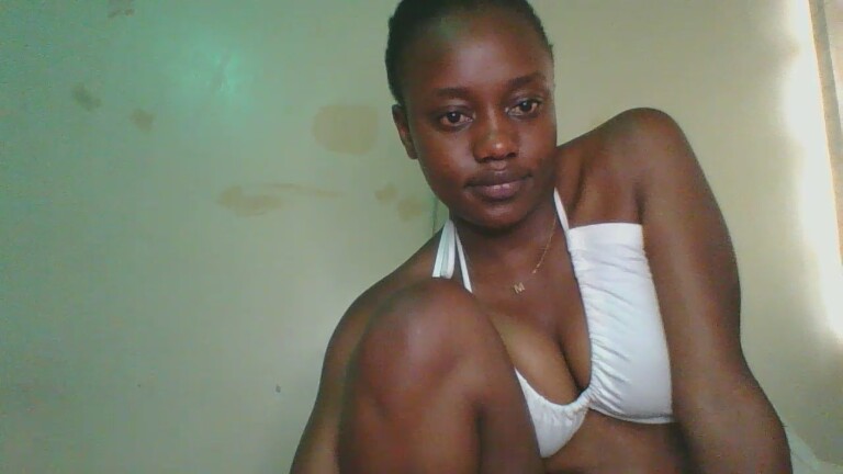 Naughtyellah's Streamate show and profile