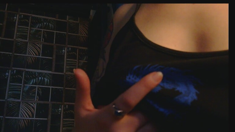 AniKali's Streamate show and profile