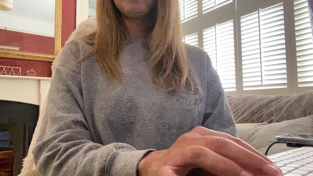 LadyLaraX