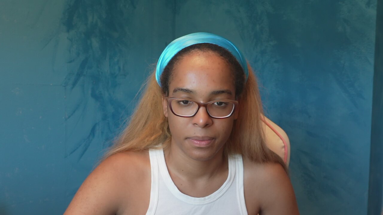 CaitlinCoxxx
