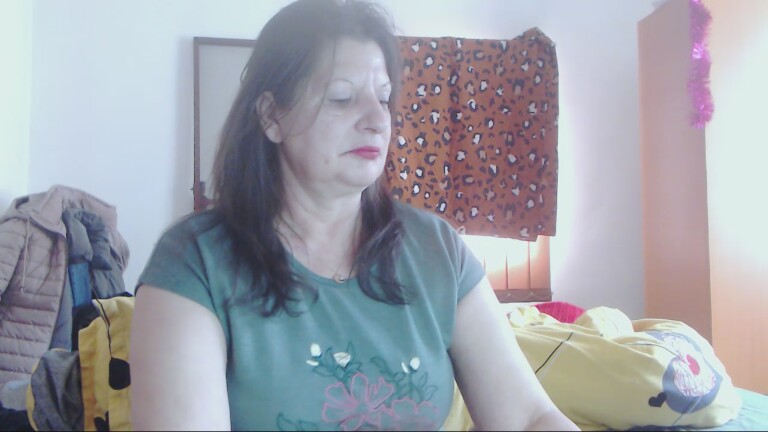 ExtasyMature's Streamate show and profile